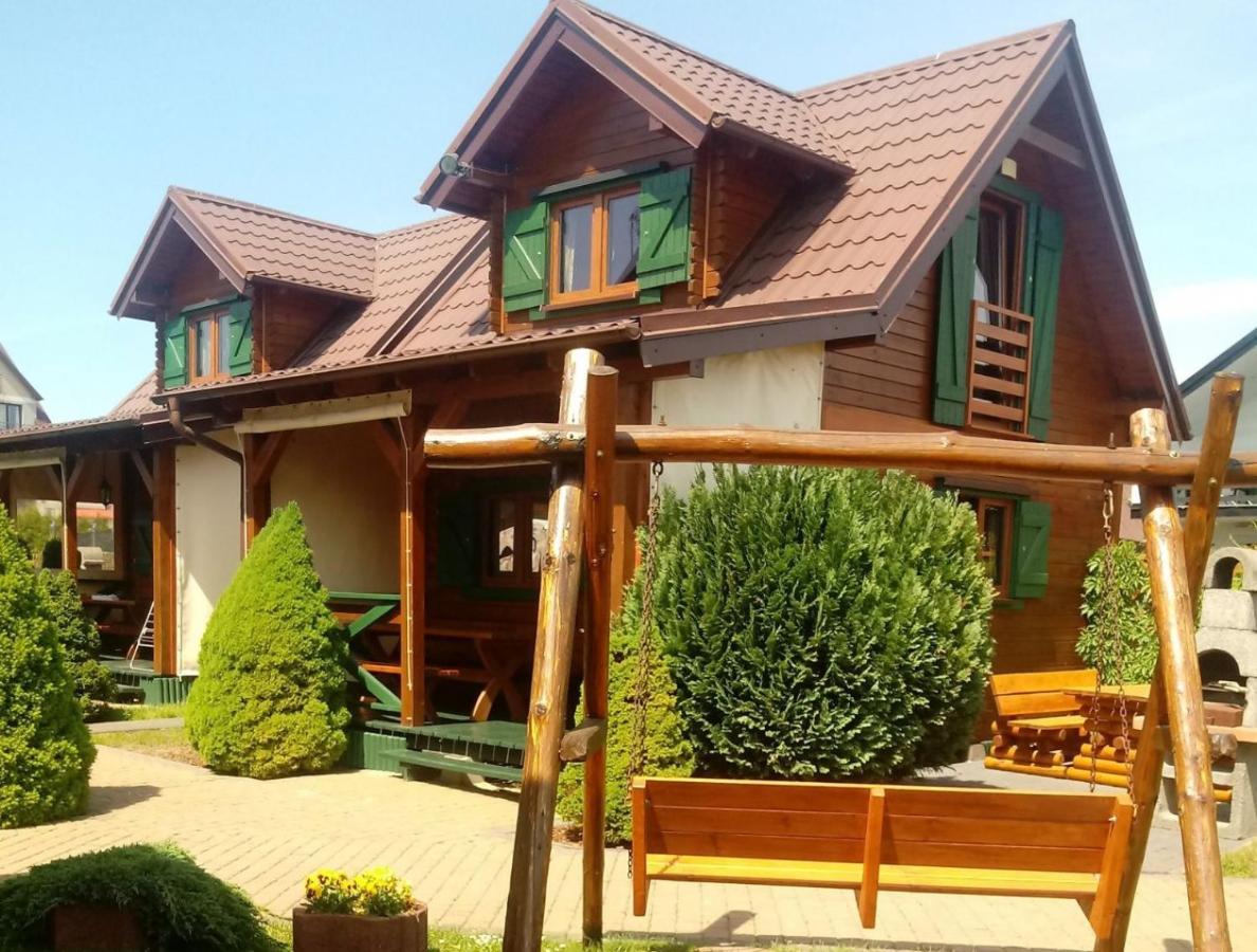 Vila Apartamentowe Domki Drewniane Colorado Karwia Exteriér fotografie