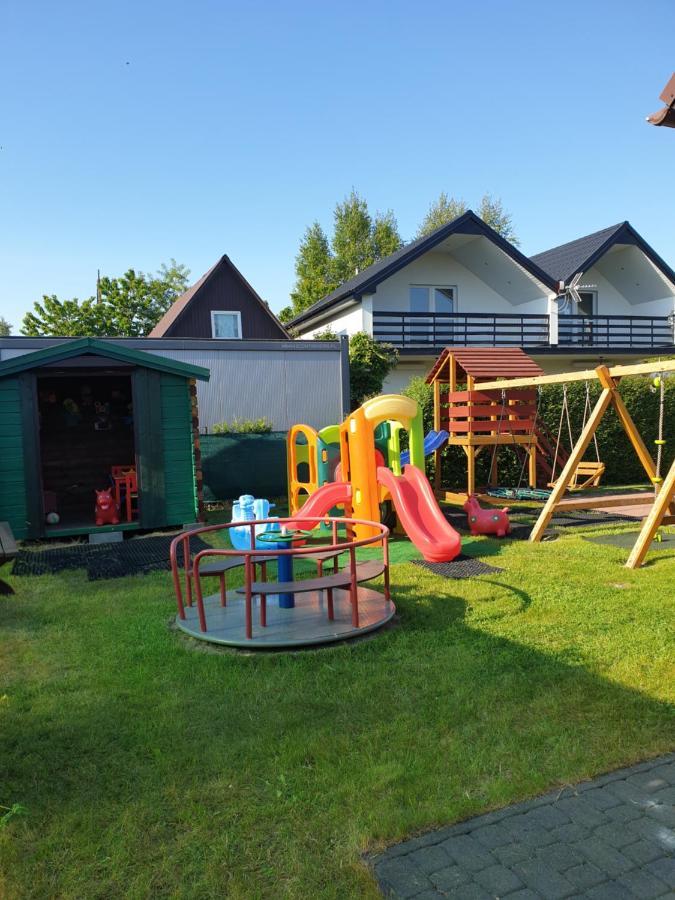 Vila Apartamentowe Domki Drewniane Colorado Karwia Exteriér fotografie