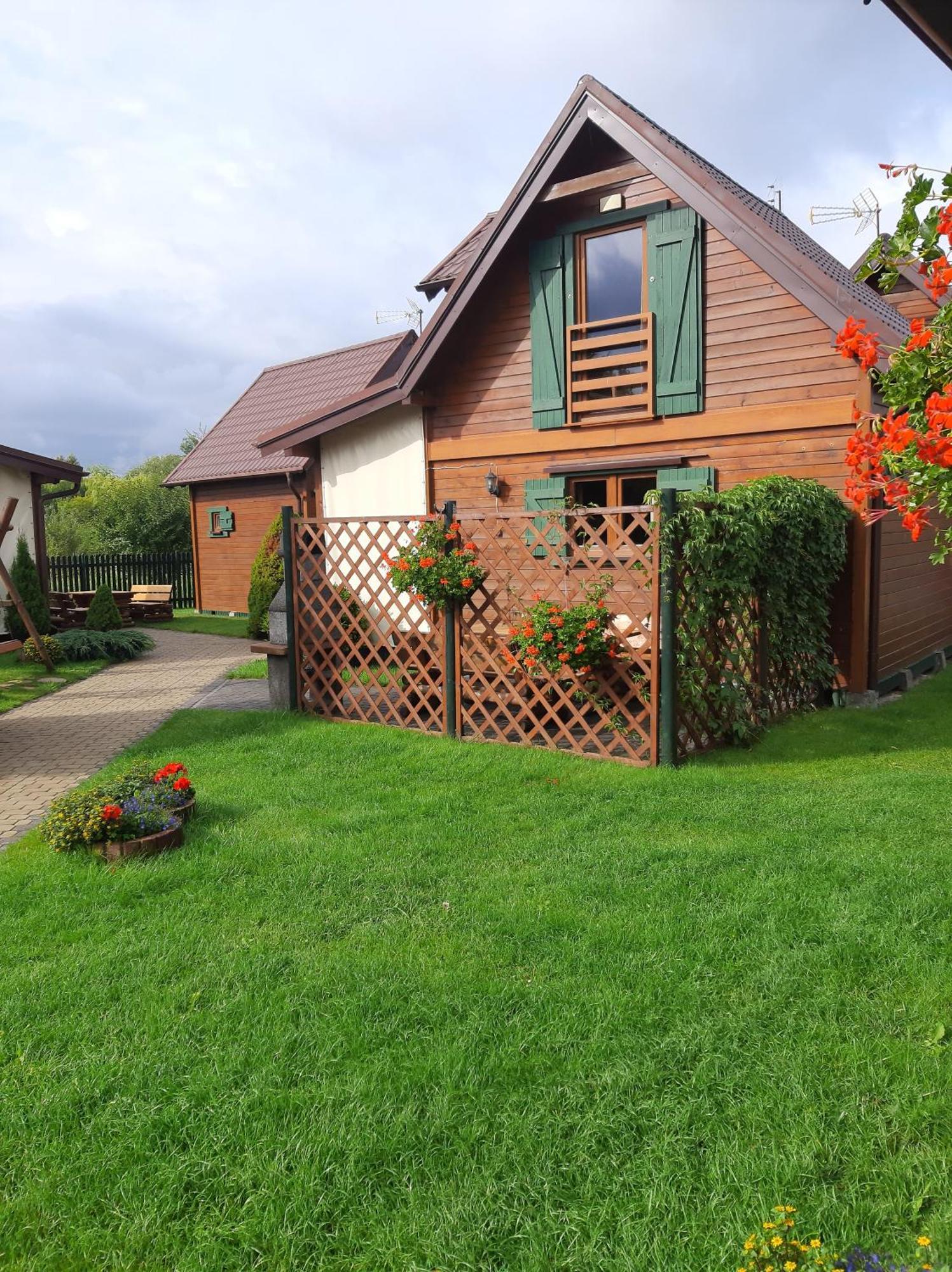 Vila Apartamentowe Domki Drewniane Colorado Karwia Exteriér fotografie