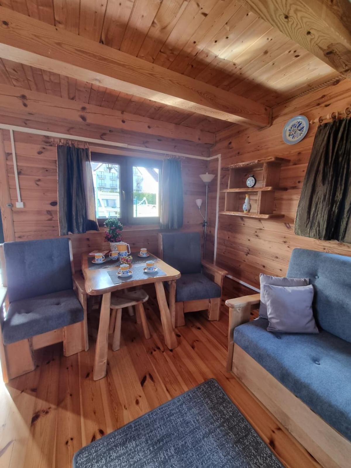 Vila Apartamentowe Domki Drewniane Colorado Karwia Exteriér fotografie