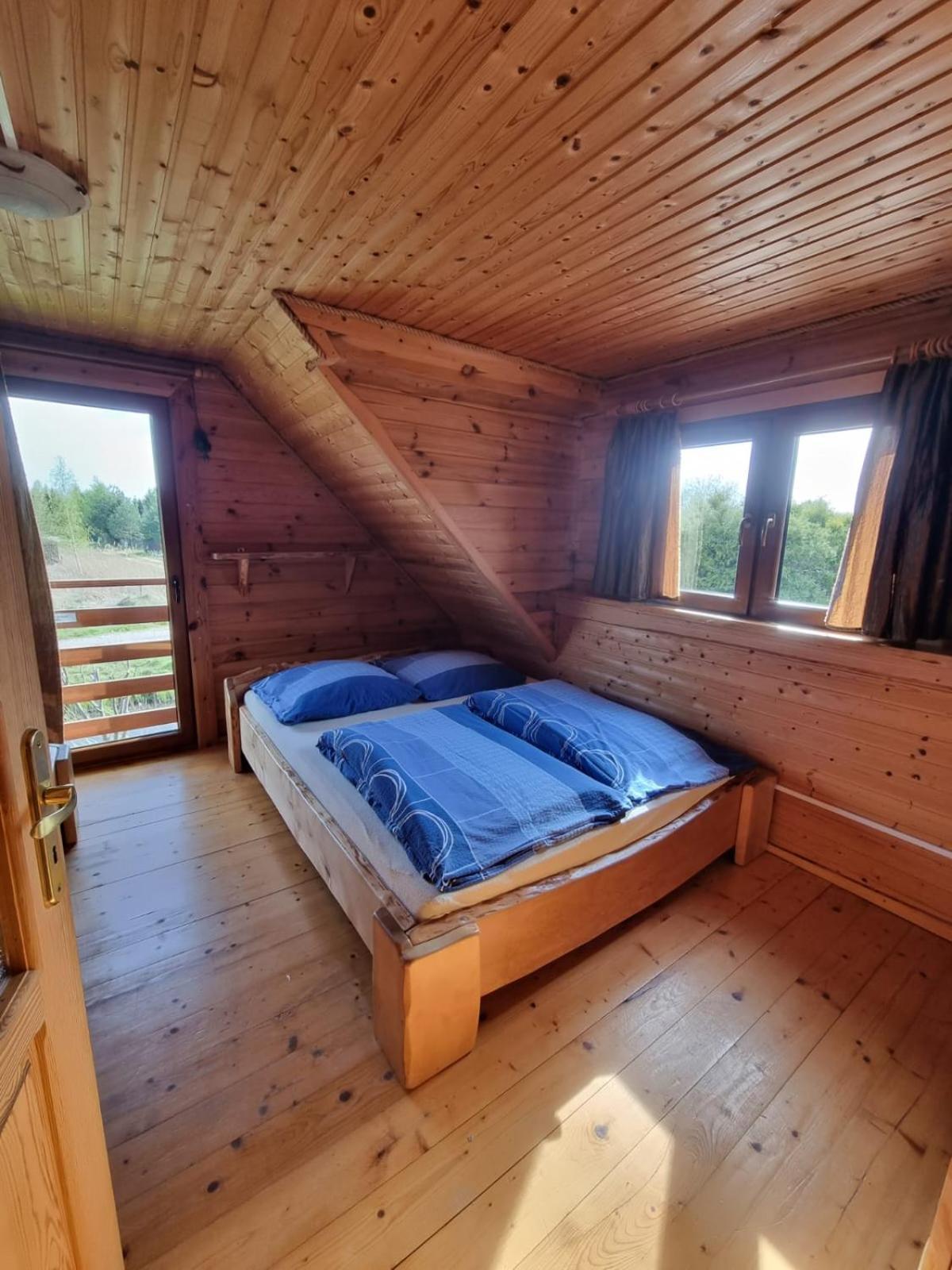Vila Apartamentowe Domki Drewniane Colorado Karwia Exteriér fotografie
